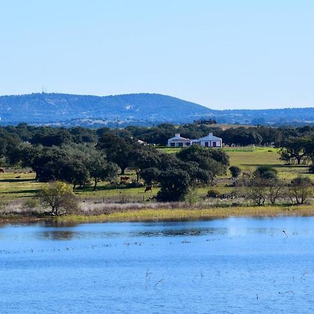 Herdade Da Burquilheira Family Retreat Alcáçovas Esterno foto